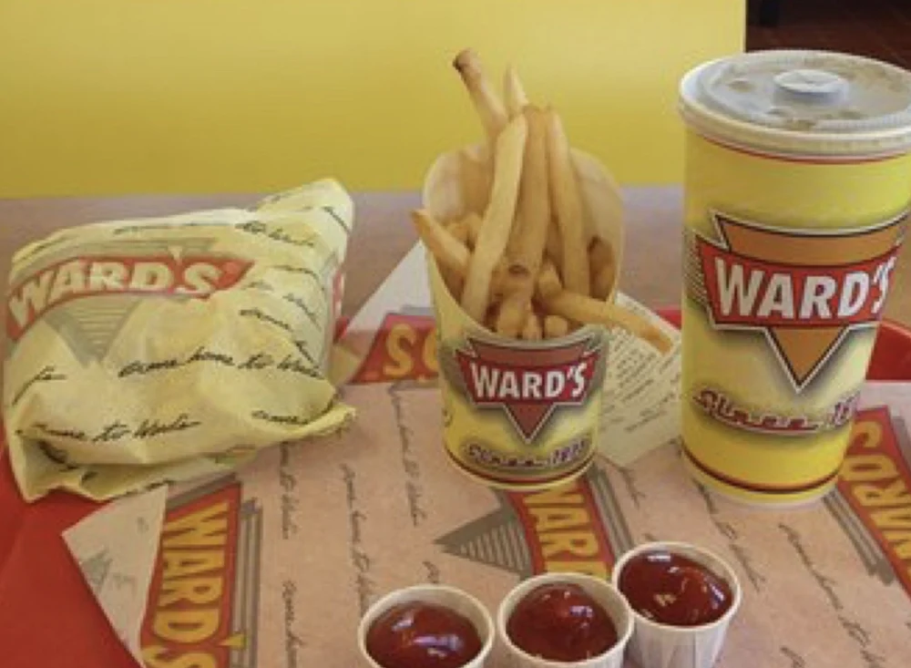 savoring-the-spice-fan-favorite-chili-cheeseburger-destinations-in-the-quick-service-landscape