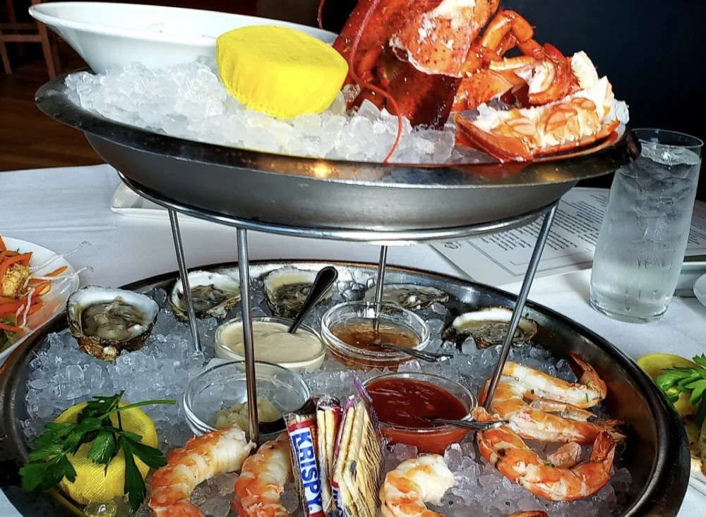 culinary-peaks-unveiling-exquisite-chilled-seafood-towers-across-prominent-national-restaurant-chains