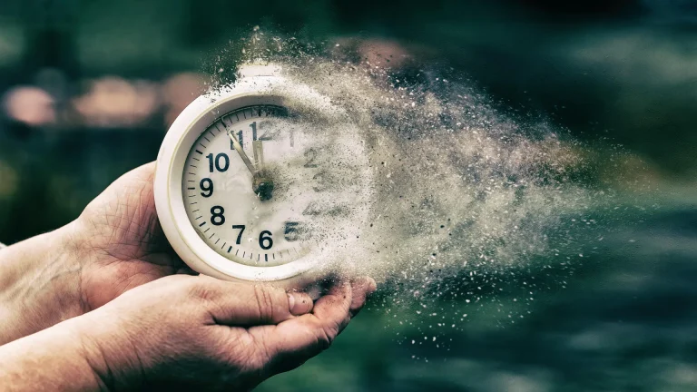 internal-clock-irregularities-signal-elevated-neurodegenerative-disease-probability