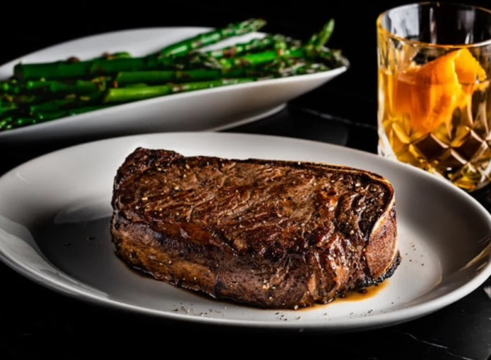 premier-american-steakhouse-chains-an-examination-of-culinary-traditions-exceptional-service-and-substantial-offerings