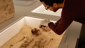 ancient-italian-burial-reveals-earliest-human-genetic-diagnosis-illuminating-ice-age-familial-health