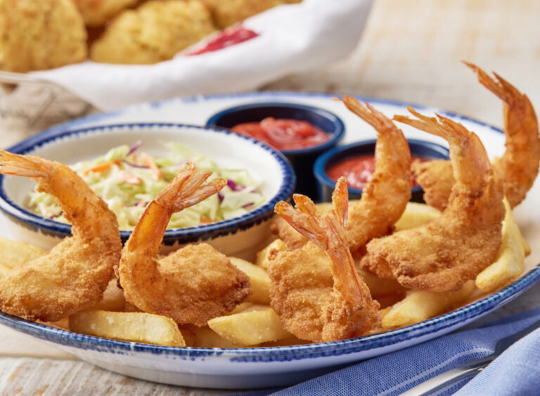 casual-dinings-crispy-delights-a-comprehensive-look-at-chain-restaurants-signature-fried-shrimp-offerings
