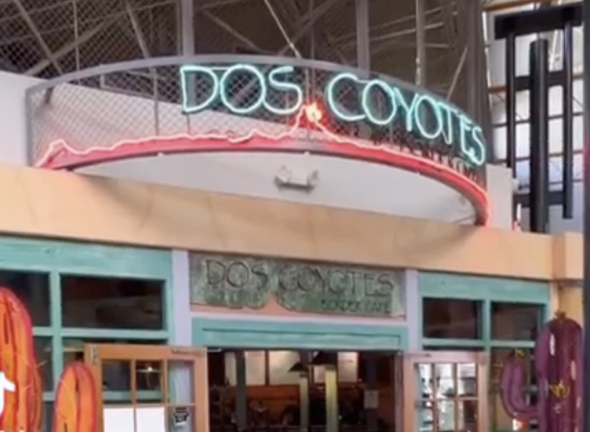 exploring-californias-enduring-culinary-tapestry-iconic-regional-chains-defining-local-palates