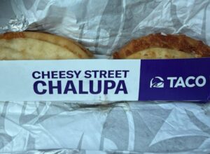 Miami,,Florida,-,September,22,,2023,Taco,Bell,Cheesy,Chalupa