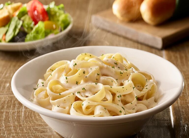 an-epicurean-exploration-unveiling-premier-fettuccine-alfredo-selections-across-national-casual-dining-chains