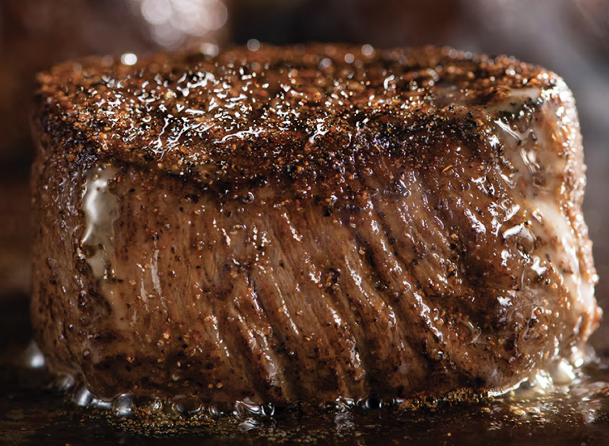 discerning-the-peak-of-bovine-tenderness-a-guide-to-prime-filet-mignon-selections-across-renowned-steakhouse-chains