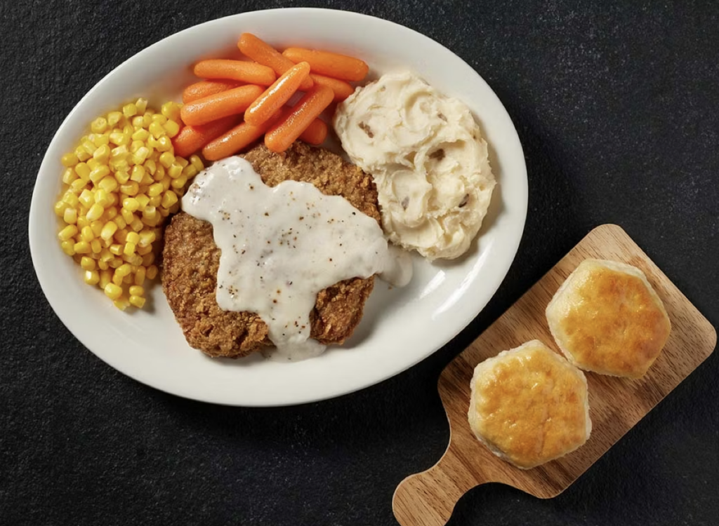 savoring-the-southern-comfort-top-national-chains-delivering-exemplary-country-fried-steak