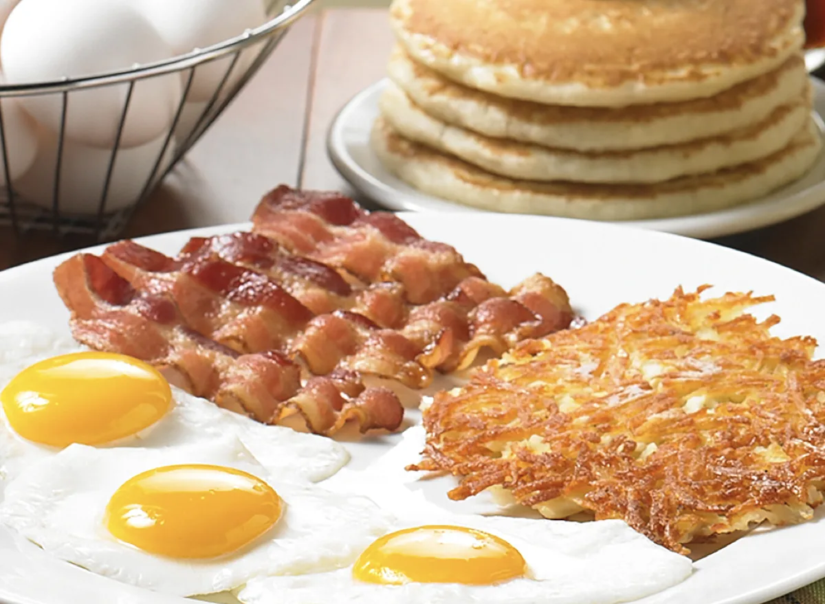savvy-breakfast-choices-uncovering-sub-15-hearty-morning-meals-at-leading-casual-dining-chains-amidst-rising-costs