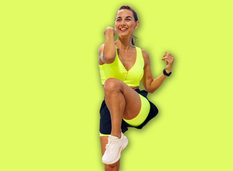 Fit,Woman,Exercises,By,The,Seaside,On,A,Sunny,Day