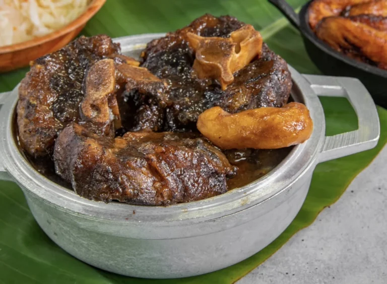 culinary-journey-unearthing-premier-oxtail-preparations-across-notable-dining-establishments