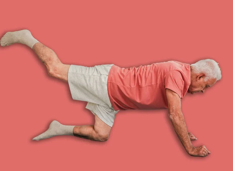 Senior,Man,Doing,Donkey,Kicks,Exercise,On,Yoga,Mat,At