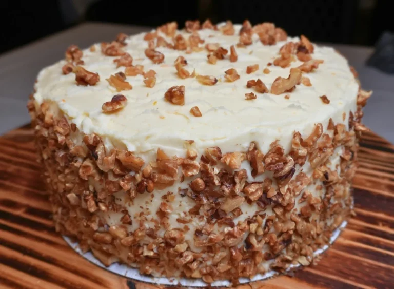 exploring-the-nations-preferred-carrot-cake-four-chain-establishments-earning-high-marks-from-patrons