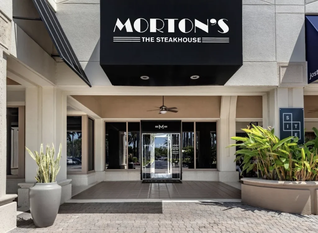 navigating-the-prime-cut-premier-chain-steakhouses-delivering-exceptional-ribeye-experiences