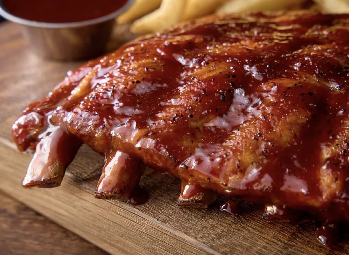 savoring-the-smoke-a-national-tour-of-chain-restaurants-mastering-baby-back-rib-excellence