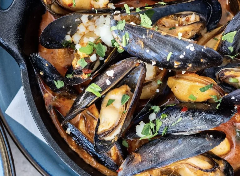 seafood-excellence-four-national-chains-elevating-the-steamed-mussel-dining-experience