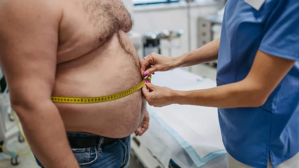 abdominal-girth-as-a-potent-indicator-of-health-risks-beyond-standard-body-mass-index-assessments