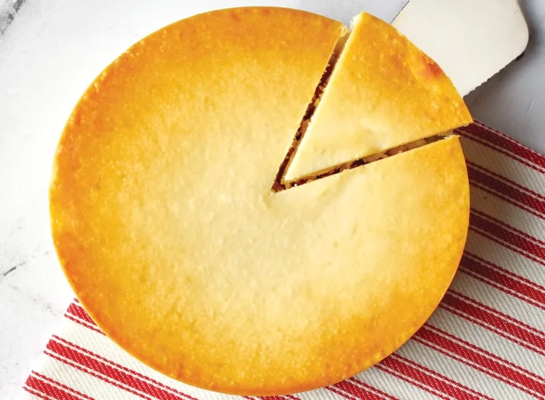 americas-beloved-dessert-a-deep-dive-into-the-top-chains-perfecting-the-cheesecake-craft