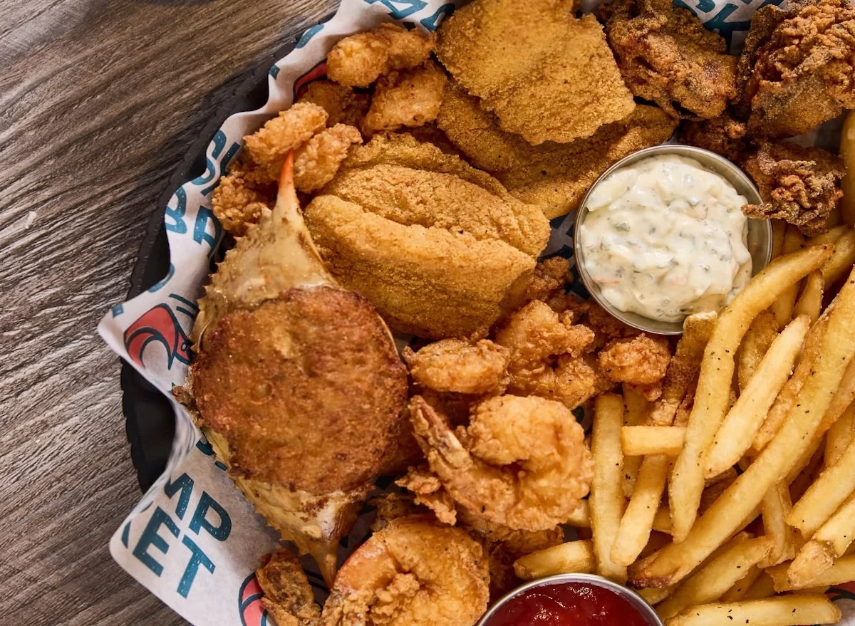 leading-culinary-professionals-identify-premier-national-chains-for-signature-fried-catfish-and-shrimp-platters