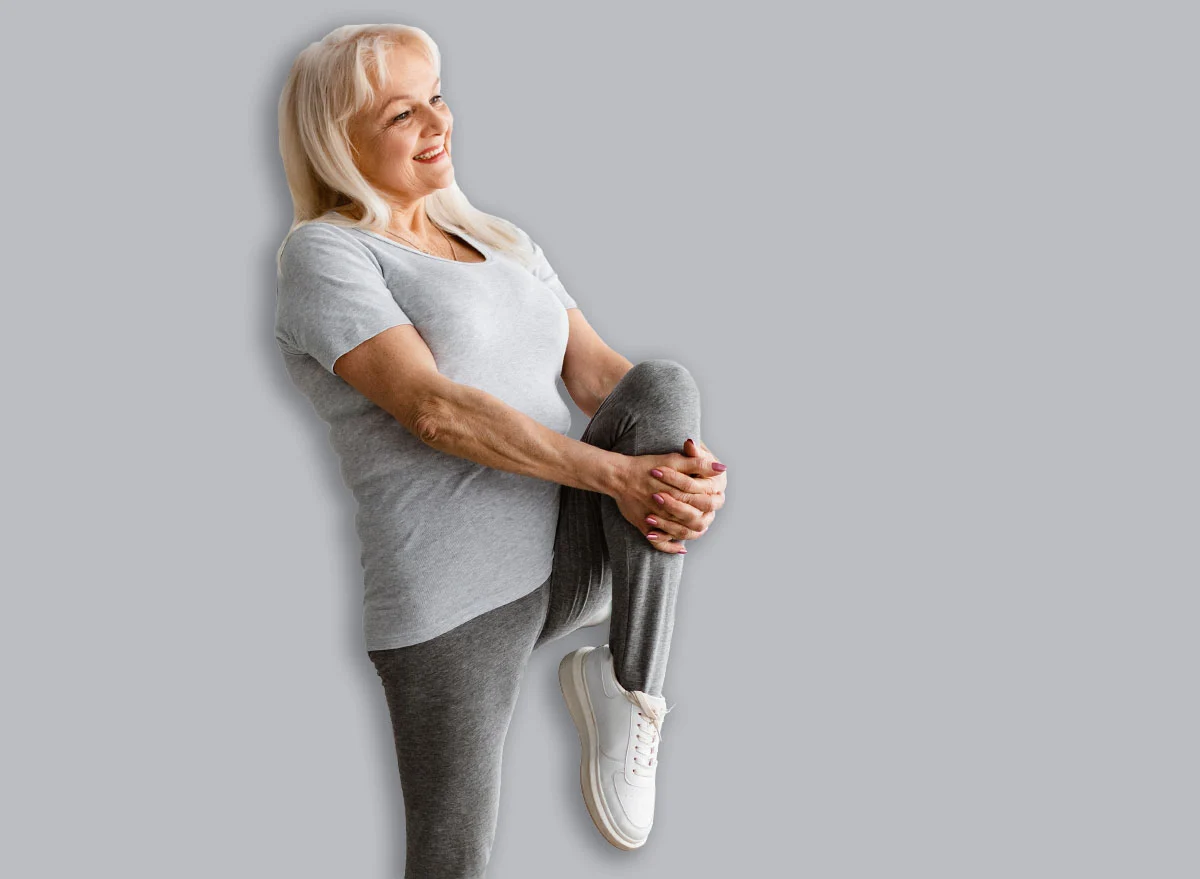 Domestic,Sports,Concept.,Athletic,Mature,Woman,In,Sportswear,Doing,Fitness