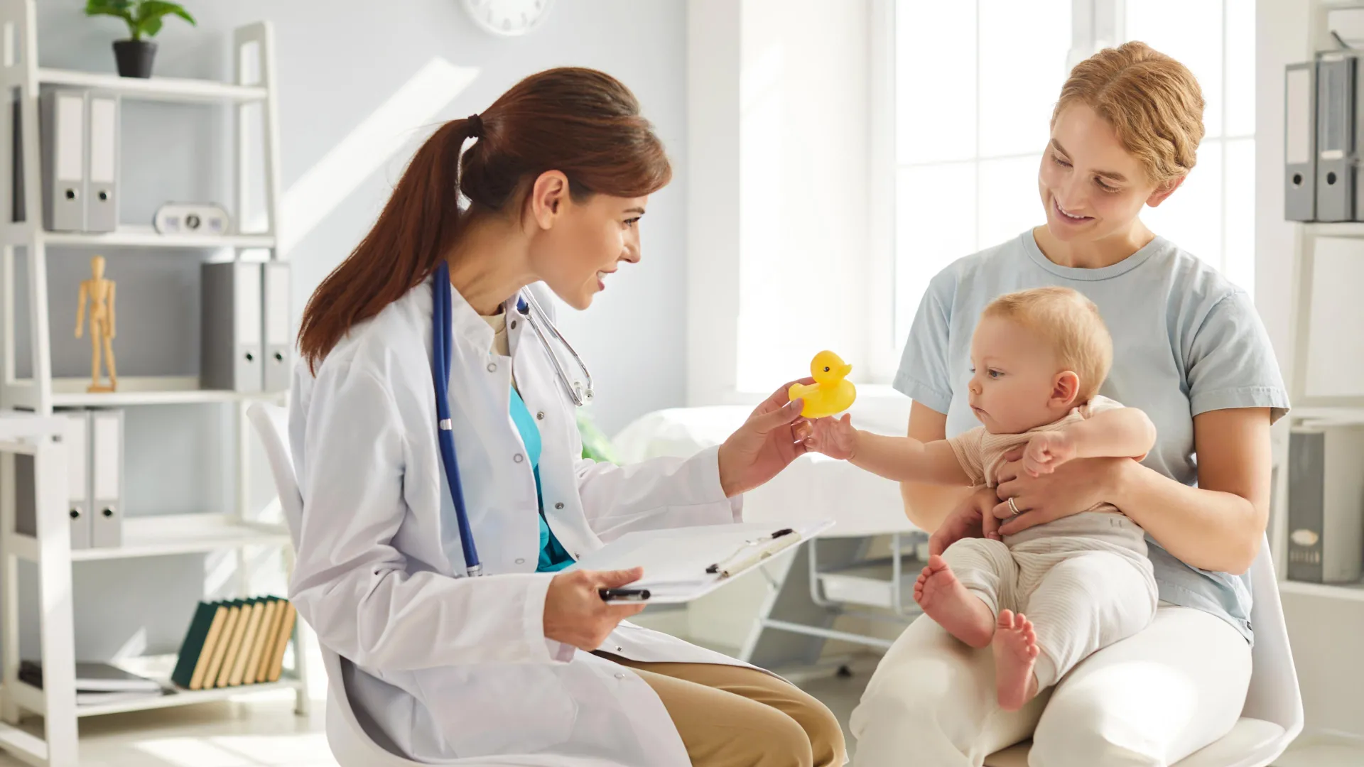 redefining-postpartum-care-patient-navigators-emerge-as-key-to-enhancing-maternal-health-equity